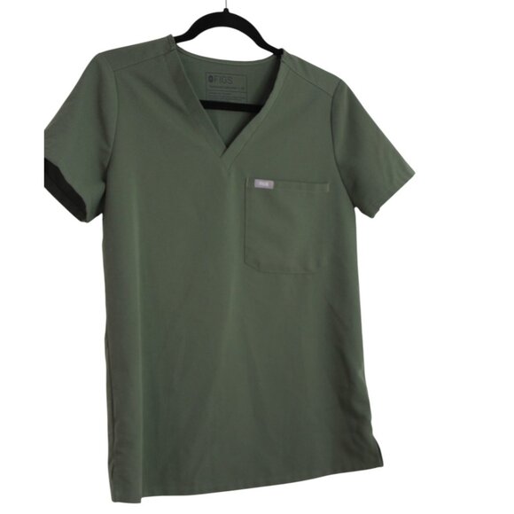 The FIGS Wimen Technical Collection V-neck Front Pocket Green Scrub Shirt in XS - Picture 1 of 6